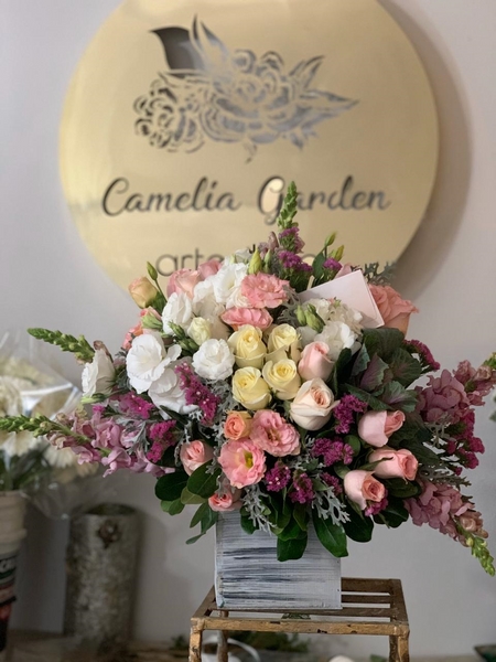 Camelia Garden / Floreria, Ramo de flores, Flores finas, Arreglos florales,  Arreglos funebres, Centros de mesa